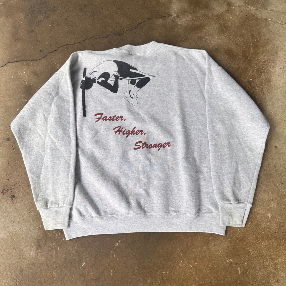 Fruit of the Loom Sweatshirt Mens XL Gray Good Vintage High Jump Graphic Logo